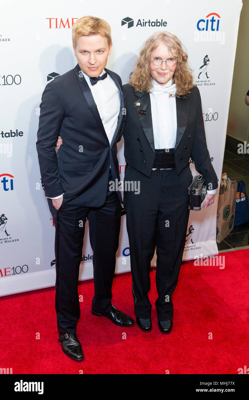 Ronan Farrow And Mia Farrow's Future In Hollywood Ronan Farrow And Mia Farrow's Future In Hollywood