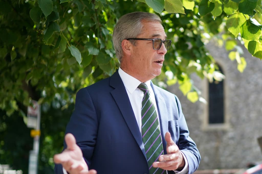 Row Erupts Between Farage And Teaching Union Over Far-Right Claims Row Erupts Between Farage And Teaching Union Over Far-Right Claims