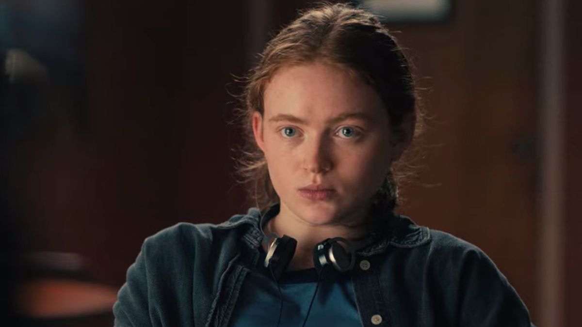 Sadie Sink Visits Stranger Things Broadway Cast: Photos From Her Night Off