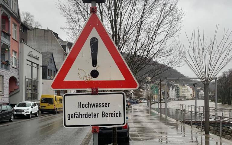 Schuleinsatz In Braunschweig: Entwarnung Nach Sicherheitsalarm Schuleinsatz In Braunschweig: Entwarnung Nach Sicherheitsalarm