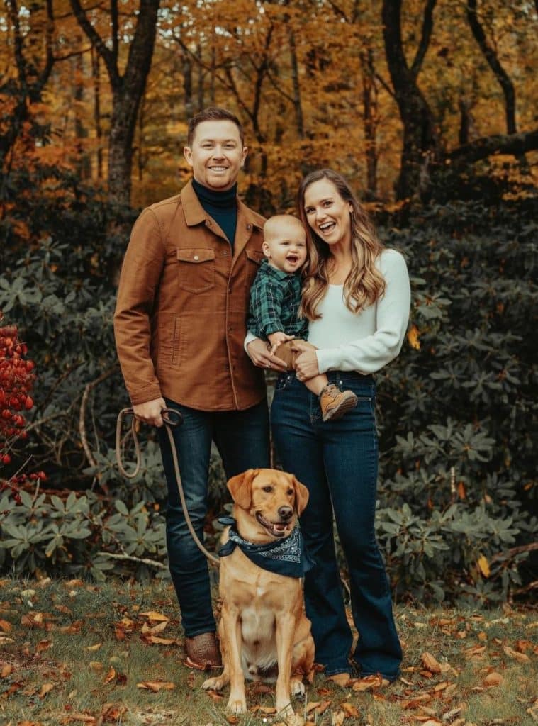 Scotty McCreery's Child Sings George Strait: A Musical Legacy Continues Scotty McCreery's Child Sings George Strait: A Musical Legacy Continues