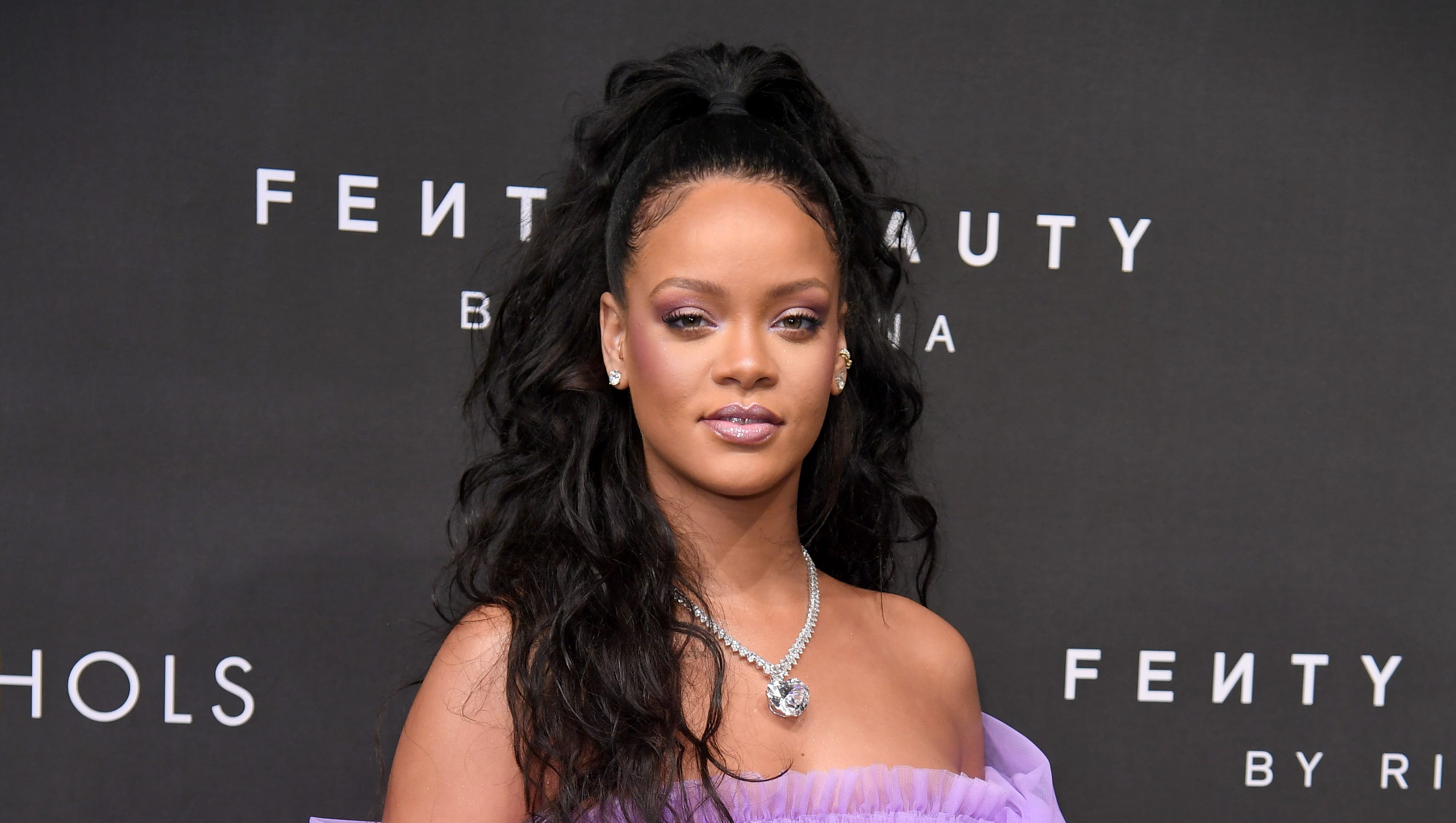 See Rihanna's Stunning Savage X Fenty Wedding Night Lingerie See Rihanna's Stunning Savage X Fenty Wedding Night Lingerie
