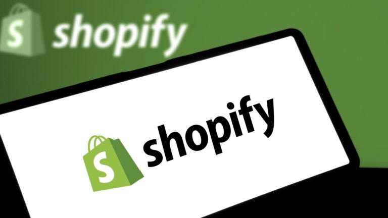 Shopify Stock Soars: Nasdaq 100 Inclusion Fuels 14%+ Jump Shopify Stock Soars: Nasdaq 100 Inclusion Fuels 14%+ Jump