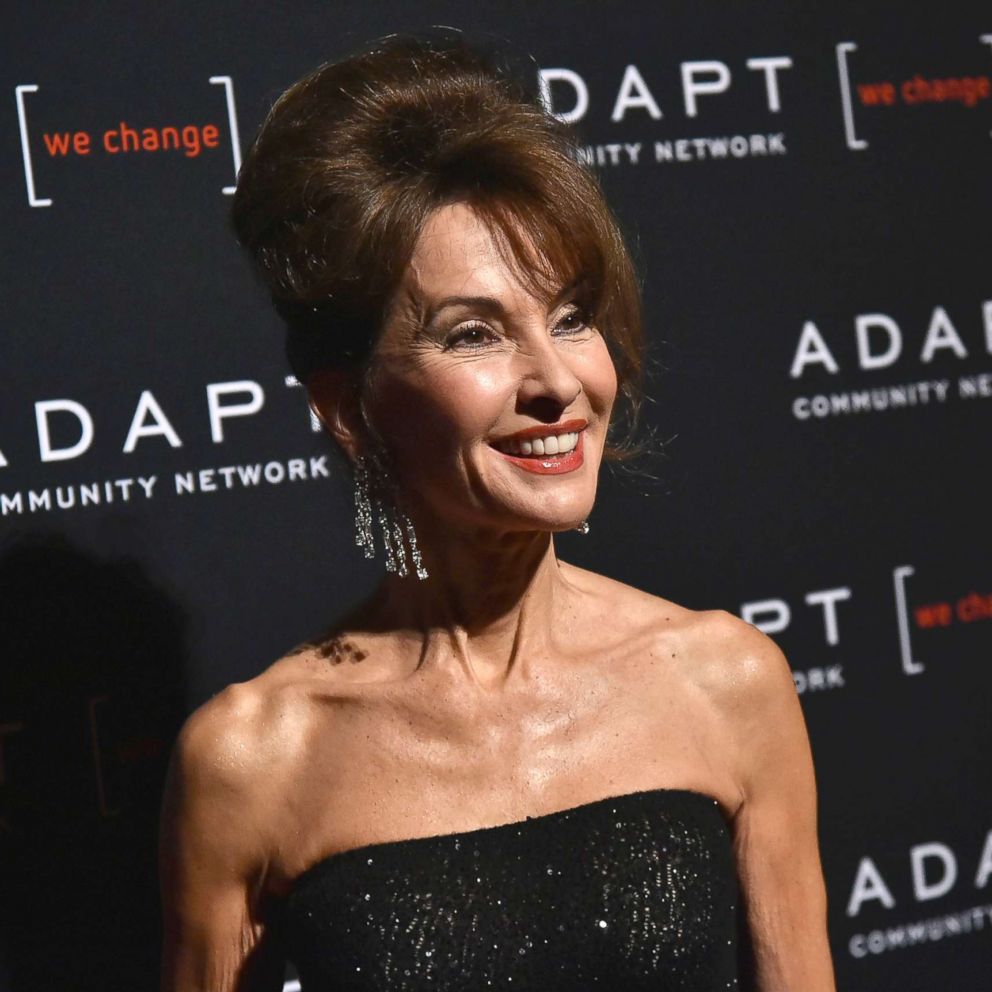 Soap Opera Icon Susan Lucci Pranks Michael Strahan With Water Soap Opera Icon Susan Lucci Pranks Michael Strahan With Water