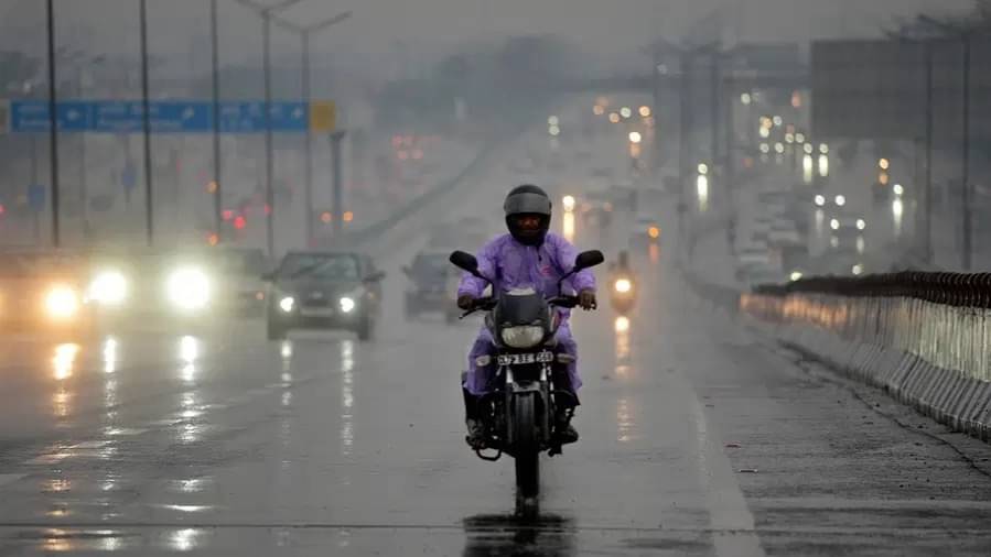 South Bengal Heatwave: Important Safety Guidelines For 5 Affected Districts South Bengal Heatwave: Important Safety Guidelines For 5 Affected Districts