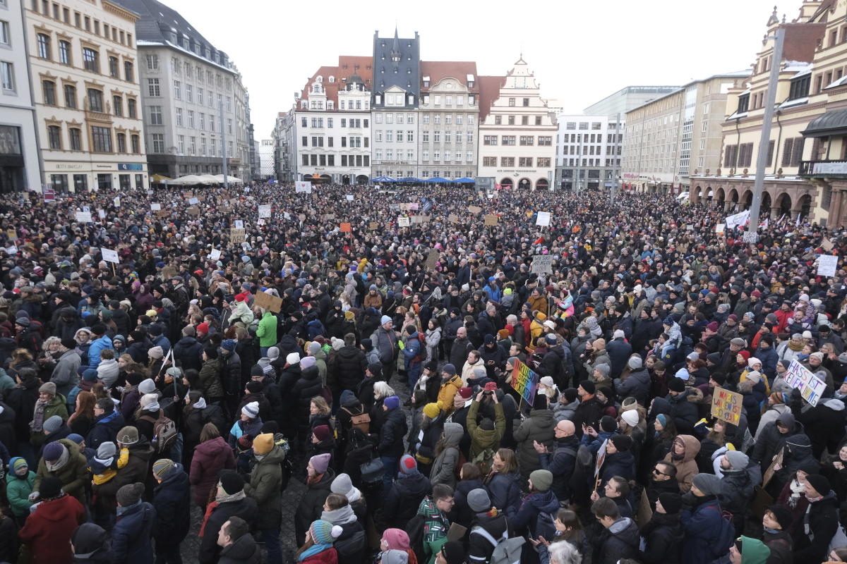 SPD Navigates Coalition Negotiations Against Backdrop Of Youth Protests In Germany