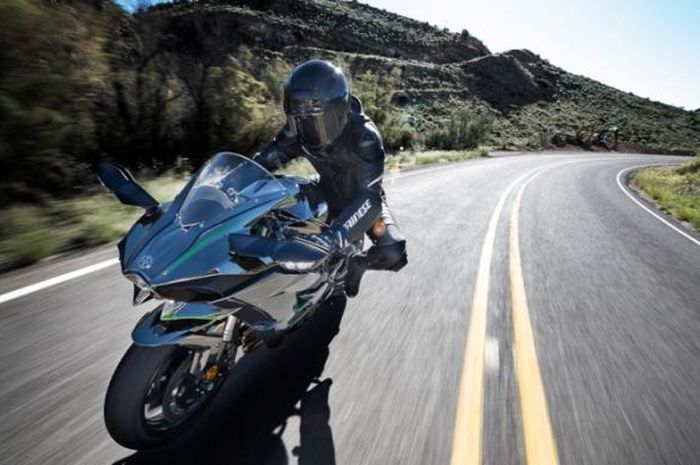 Spesifikasi Kawasaki Z H2 (197 HP) & Alasan Ketidakhadirannya Di Indonesia Spesifikasi Kawasaki Z H2 (197 HP) & Alasan Ketidakhadirannya Di Indonesia