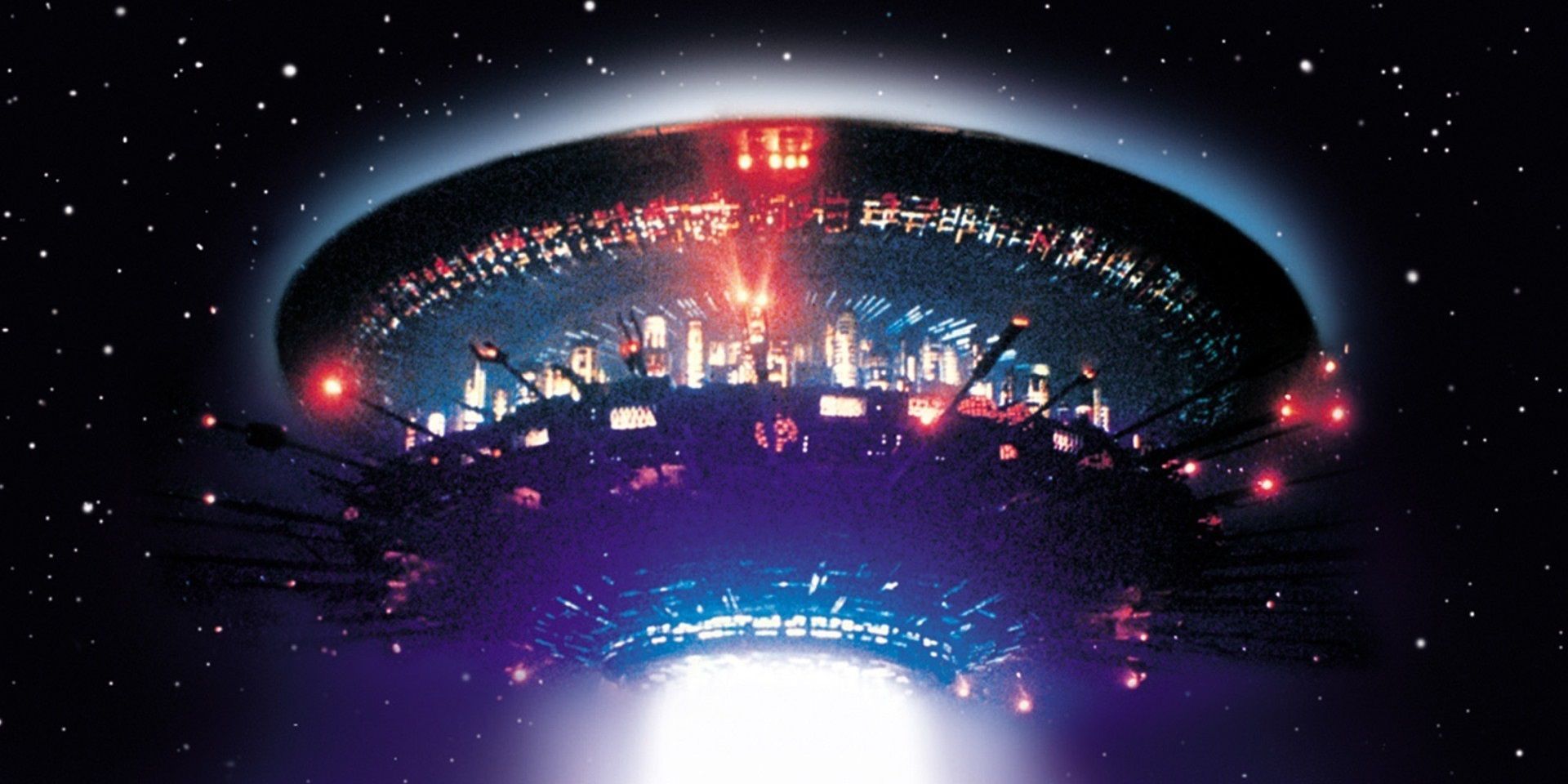 Spielberg's New UFO Movie: A Comparison To His Classic Alien Sci-Fi Films Spielberg's New UFO Movie: A Comparison To His Classic Alien Sci-Fi Films