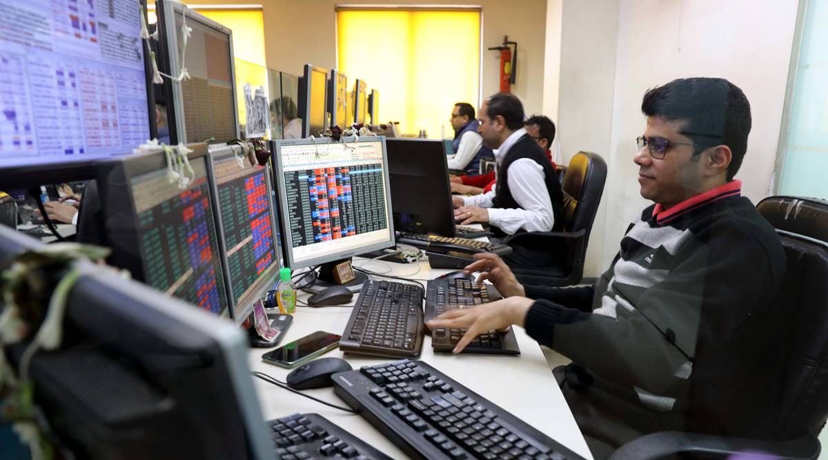 Stock Market Today: Sensex Gains, Nifty Hits 18,600+ Stock Market Today: Sensex Gains, Nifty Hits 18,600+