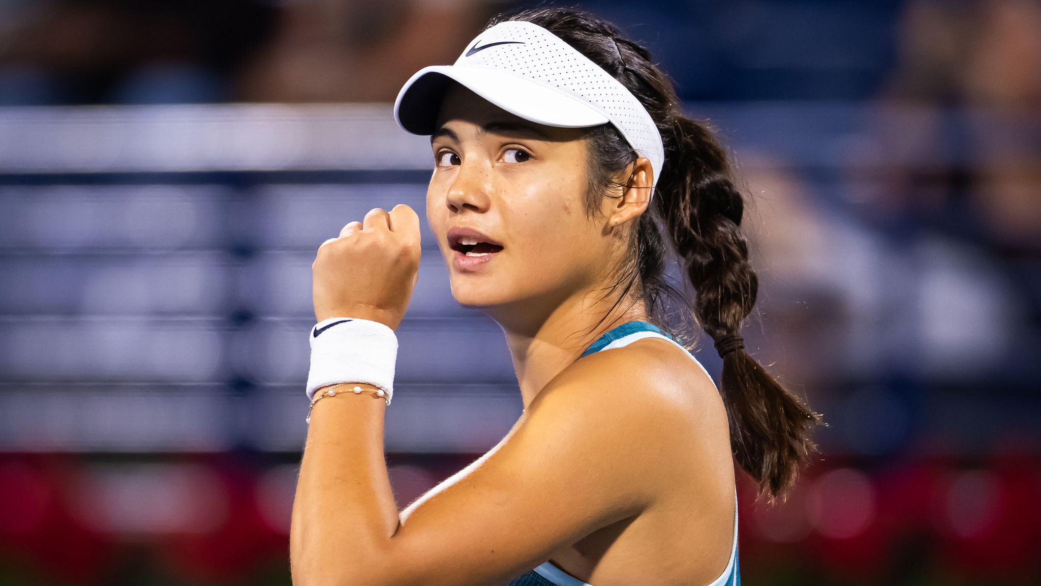 Strong Showing: Raducanu Advances To Miami Open Last 16 Strong Showing: Raducanu Advances To Miami Open Last 16