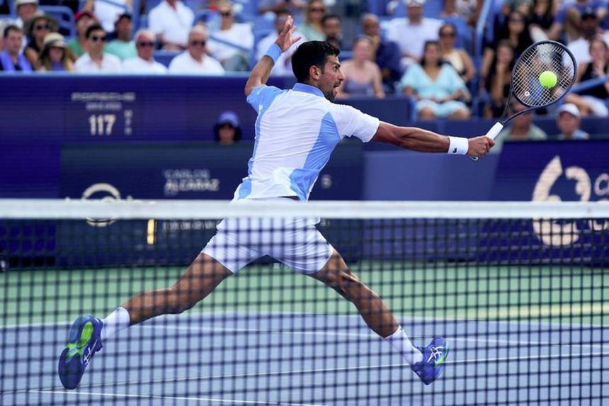 Strong Starts For Alcaraz And Swiatek At The French Open Strong Starts For Alcaraz And Swiatek At The French Open