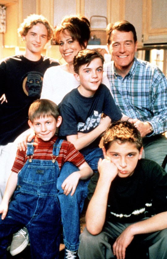Sweet On-Set Reunion: Frankie Muniz, Bryan Cranston, And Jane Kaczmarek Reunite For Malcolm In The Middle Reboot Sweet On-Set Reunion: Frankie Muniz, Bryan Cranston, And Jane Kaczmarek Reunite For Malcolm In The Middle Reboot