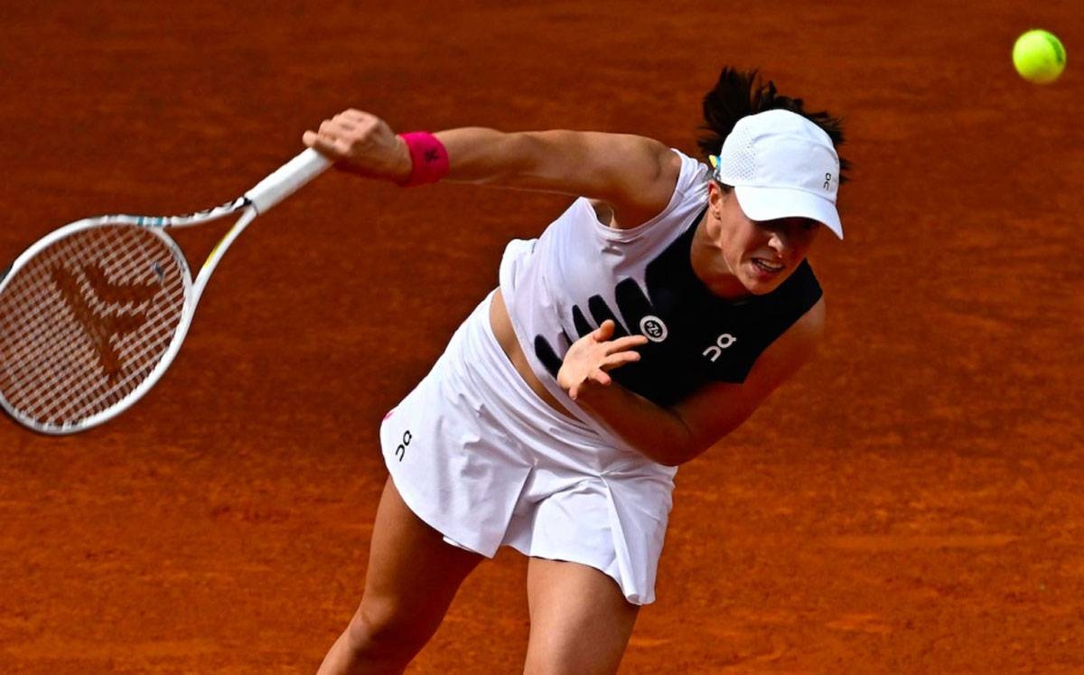 Swiatek Battles Back From Set Down To Reach Madrid Semifinal Swiatek Battles Back From Set Down To Reach Madrid Semifinal