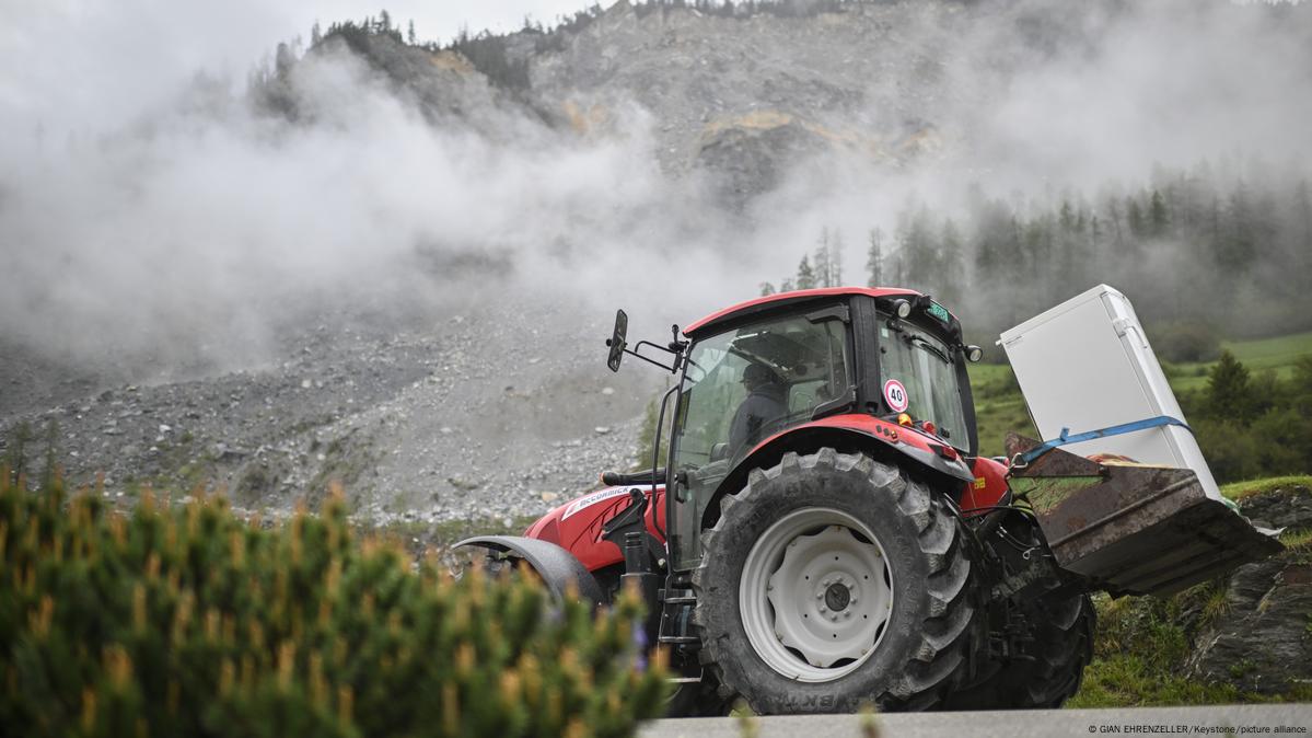 Swiss Mountain Village Faces Imminent Landslide Threat Swiss Mountain Village Faces Imminent Landslide Threat