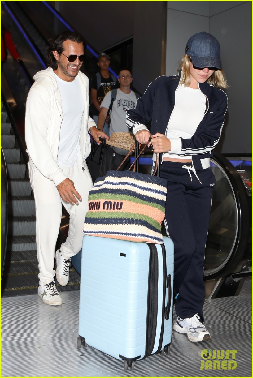 Sydney Sweeney And Jonathan Davino: Report Details Their Meeting Sydney Sweeney And Jonathan Davino: Report Details Their Meeting