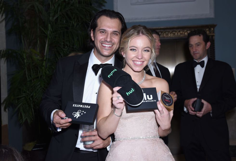 Sydney Sweeney's Wedding Plans With Jonathan Davino Reportedly Cancelled Sydney Sweeney's Wedding Plans With Jonathan Davino Reportedly Cancelled