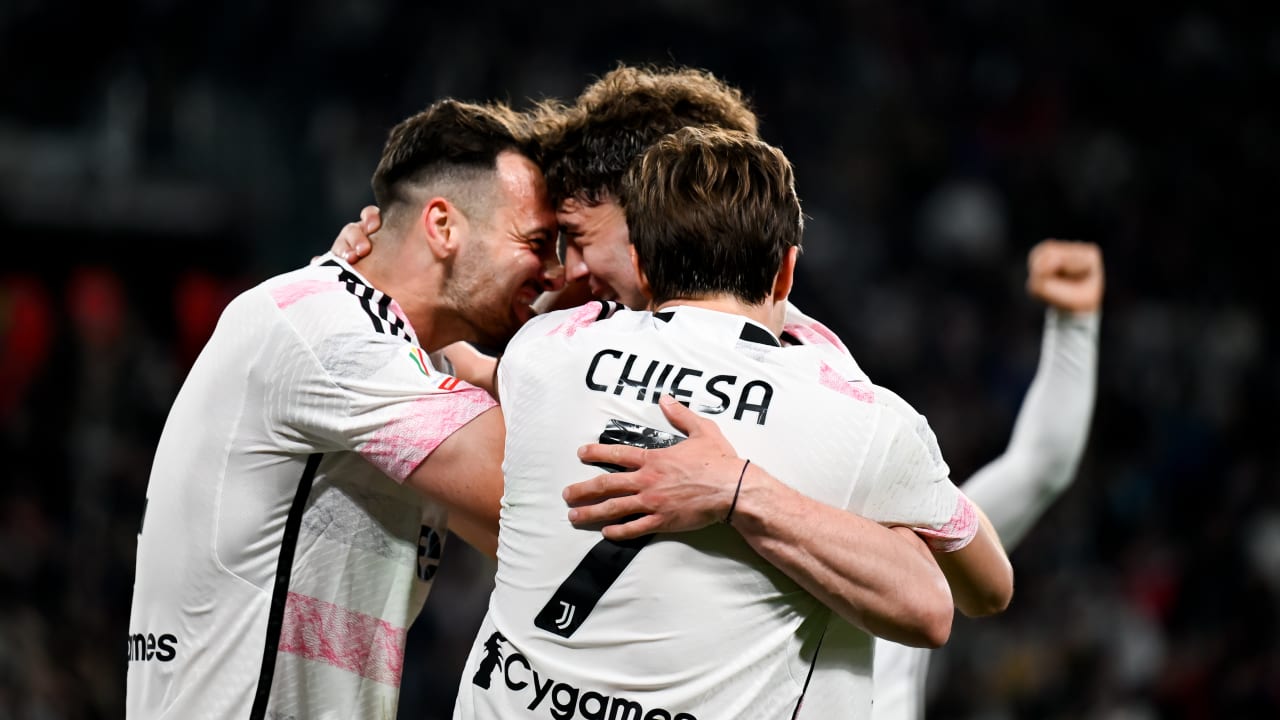 Ten-Man Juventus Held By Lazio In Serie A Clash Ten-Man Juventus Held By Lazio In Serie A Clash