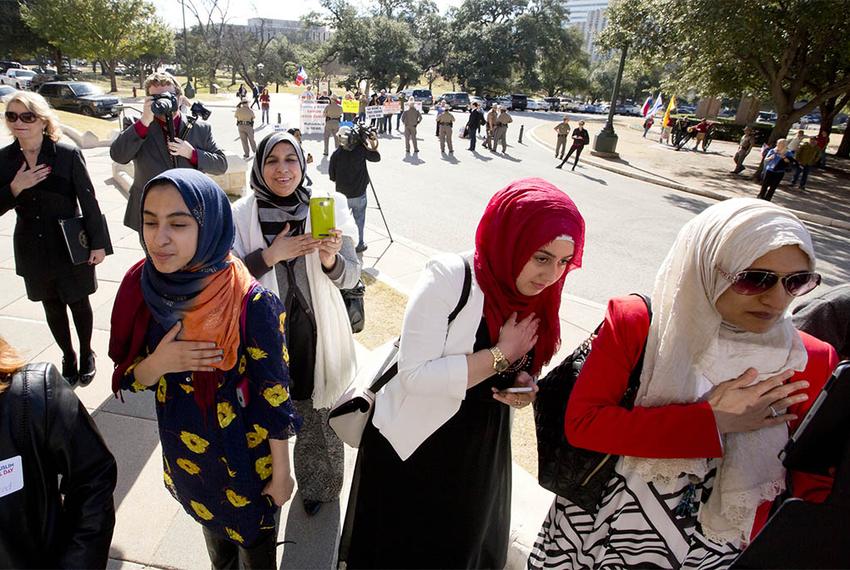 Texas Governor's Stern Warning On Proposed Muslim City Texas Governor's Stern Warning On Proposed Muslim City