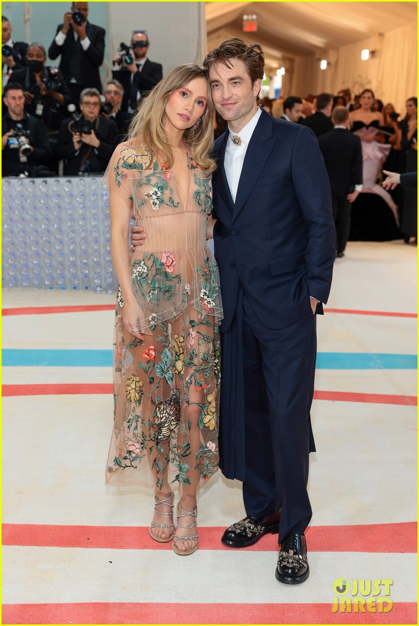 The Batman 2 And Beyond: Robert Pattinson And Suki Waterhouse's Relationship Update The Batman 2 And Beyond: Robert Pattinson And Suki Waterhouse's Relationship Update