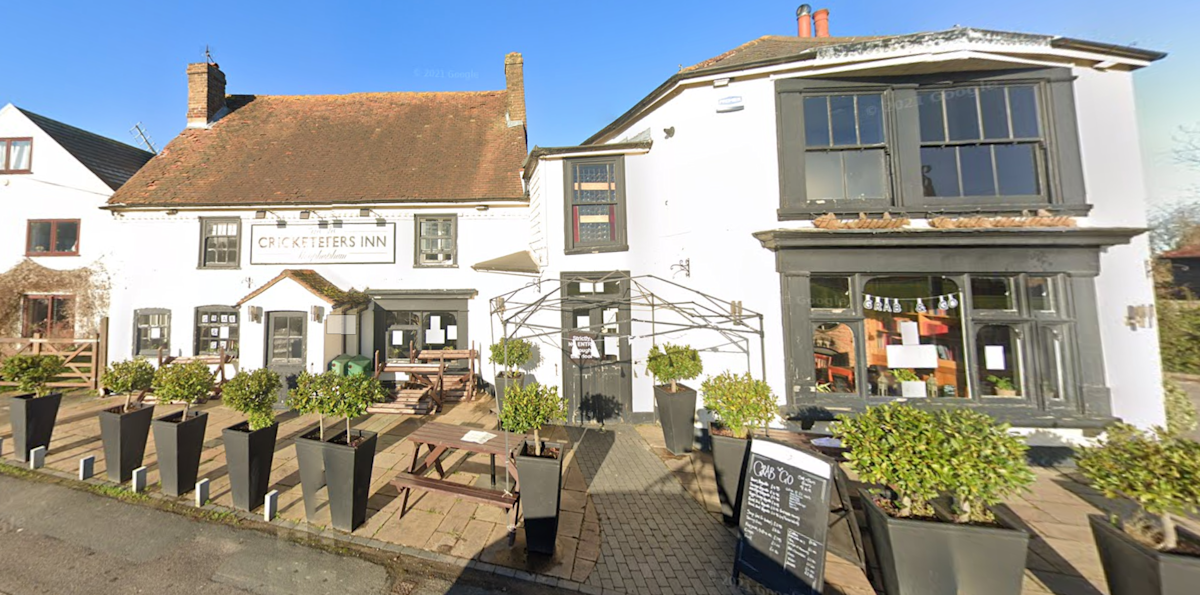 The Day The Pub Landlord Lost It: Employee Resignation Sparks Angry Confrontation The Day The Pub Landlord Lost It: Employee Resignation Sparks Angry Confrontation