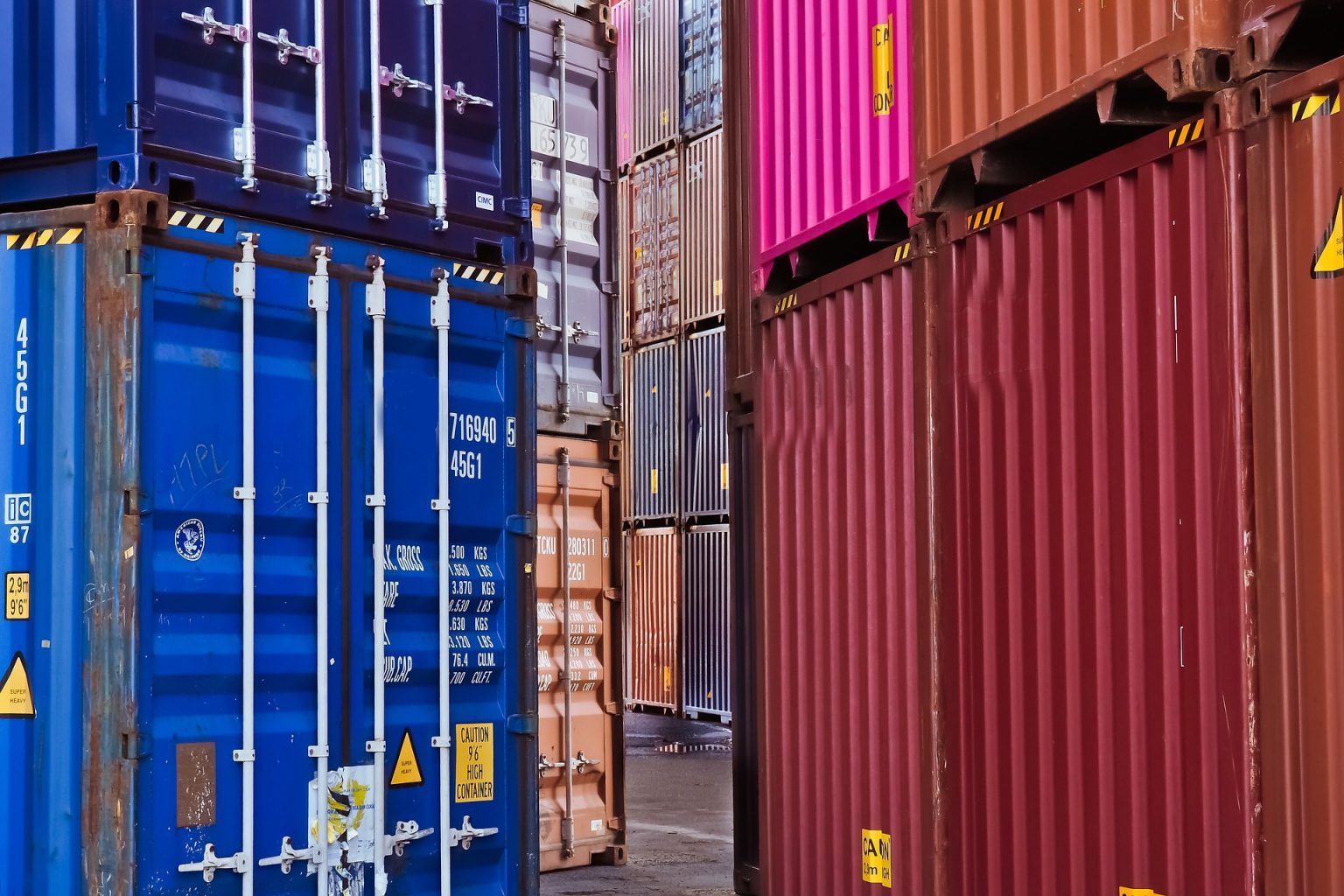 The Great Decoupling: Reshaping Global Supply Chains The Great Decoupling: Reshaping Global Supply Chains