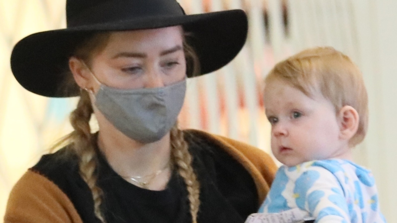 The Mystery Of Amber Heard's Twins: Is Elon Musk The Father? The Mystery Of Amber Heard's Twins: Is Elon Musk The Father?