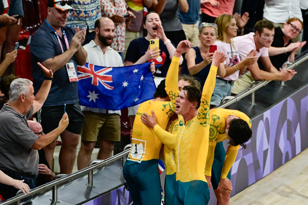 The Pursuit Of A New Trans-Australia Run World Record The Pursuit Of A New Trans-Australia Run World Record