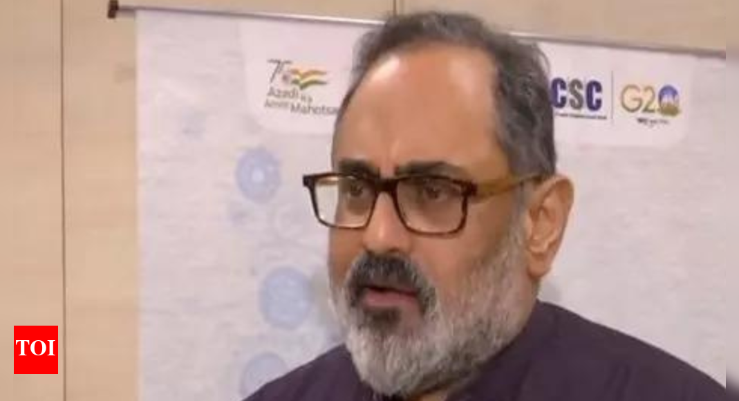 Today's Top 5 News In India: BJP-Congress Spar, Spy Scandal, And Other Major Developments Today's Top 5 News In India: BJP-Congress Spar, Spy Scandal, And Other Major Developments