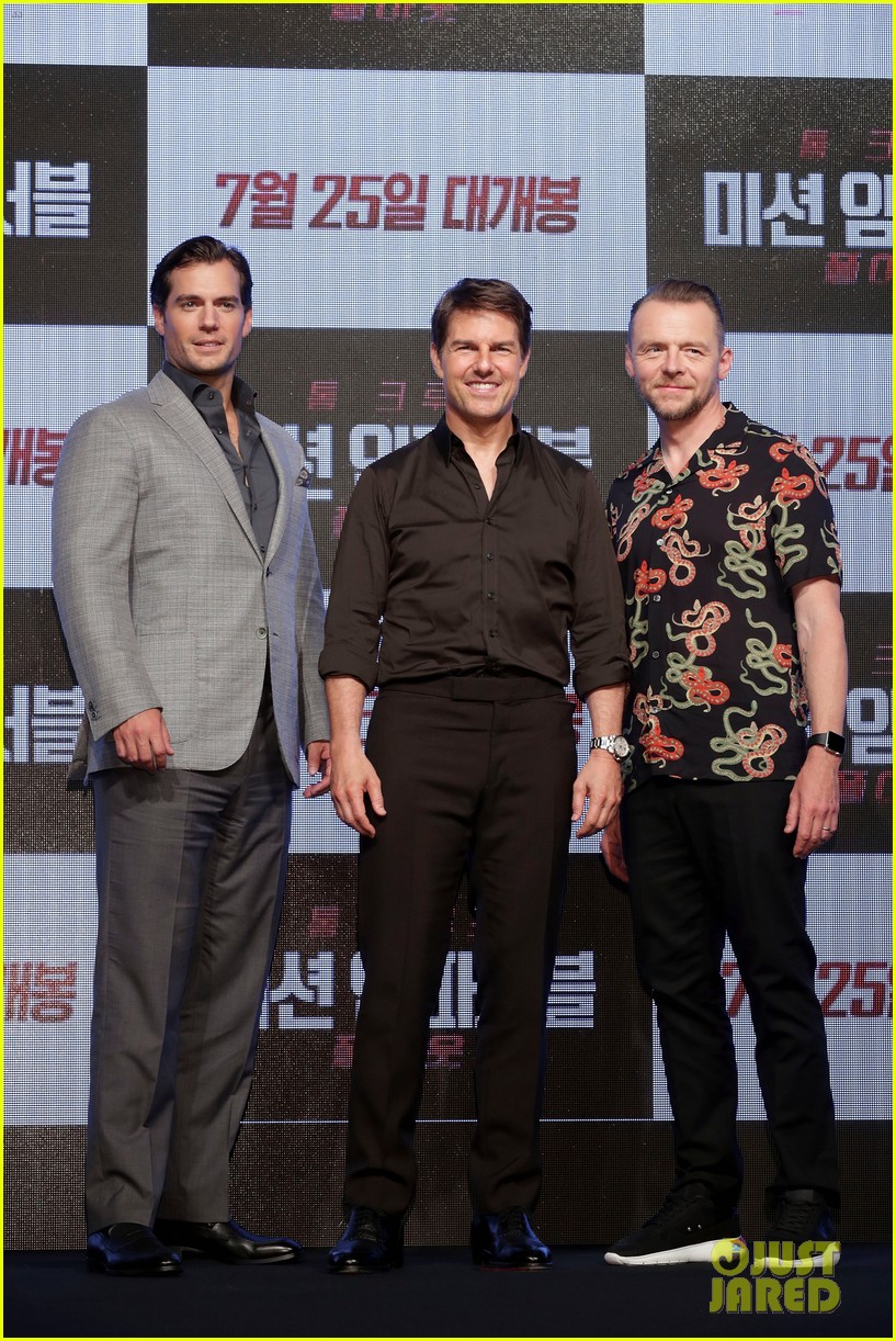 Tom Cruise Reveals Henry Cavill's Mission: Impossible - Fallout Beard Growth Secret Tom Cruise Reveals Henry Cavill's Mission: Impossible - Fallout Beard Growth Secret