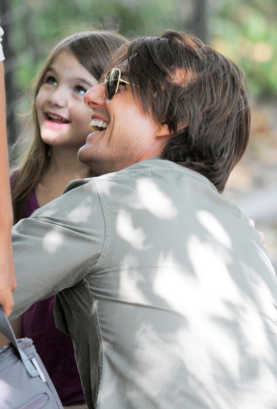 Tom Cruise's Unique Gesture After Suri Cruise's Birth Tom Cruise's Unique Gesture After Suri Cruise's Birth