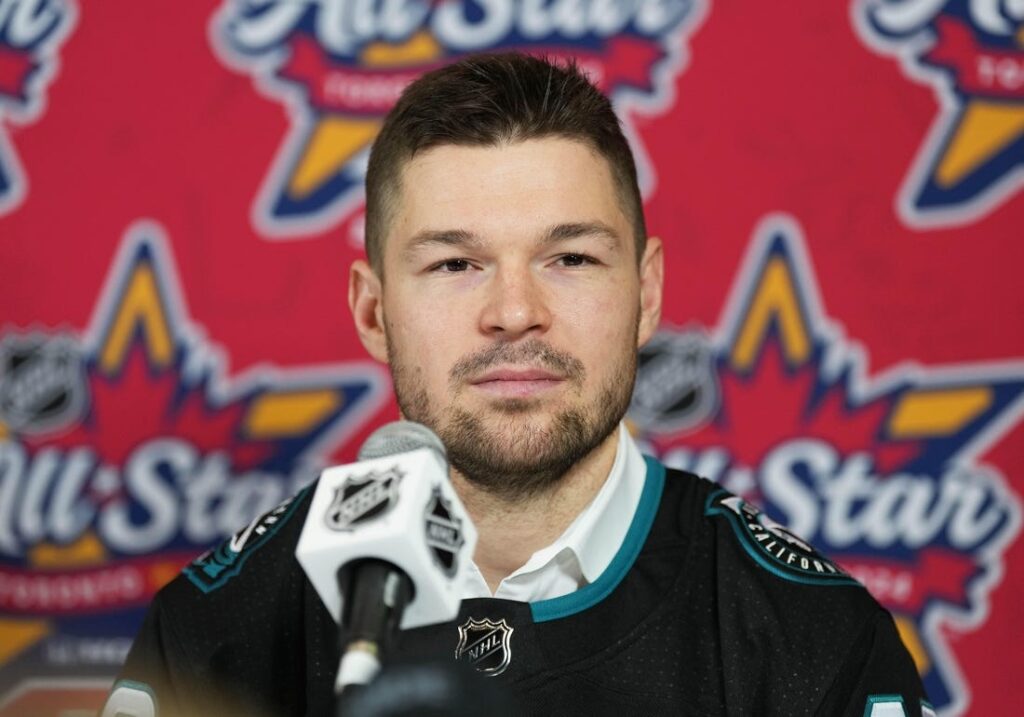 Tomas Hertl's Second Hat Trick: Golden Knights Defeat Red Wings Tomas Hertl's Second Hat Trick: Golden Knights Defeat Red Wings