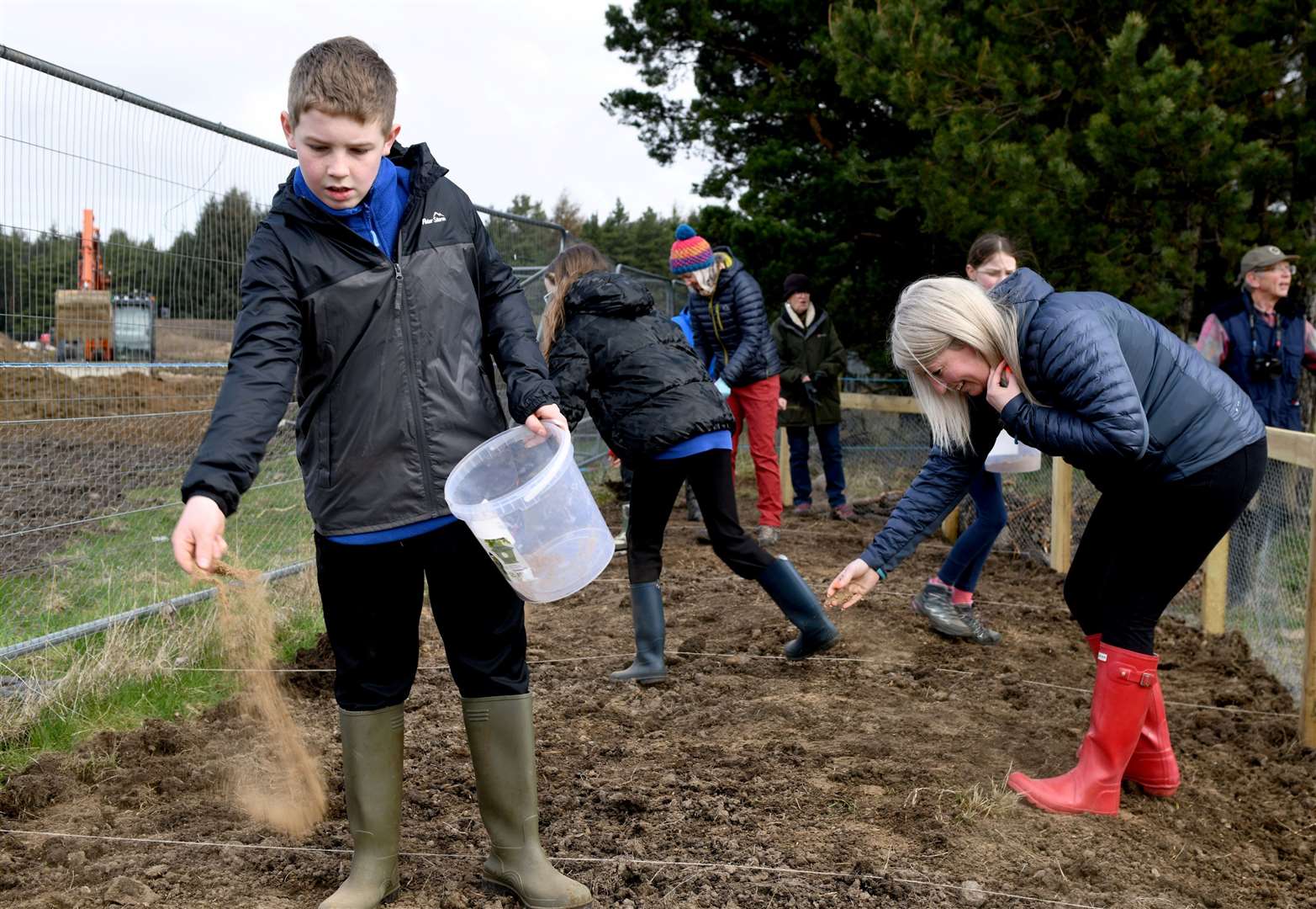 Tomatin Pupils Celebrate Start Of Affordable Housing Project In Strathdearn Tomatin Pupils Celebrate Start Of Affordable Housing Project In Strathdearn