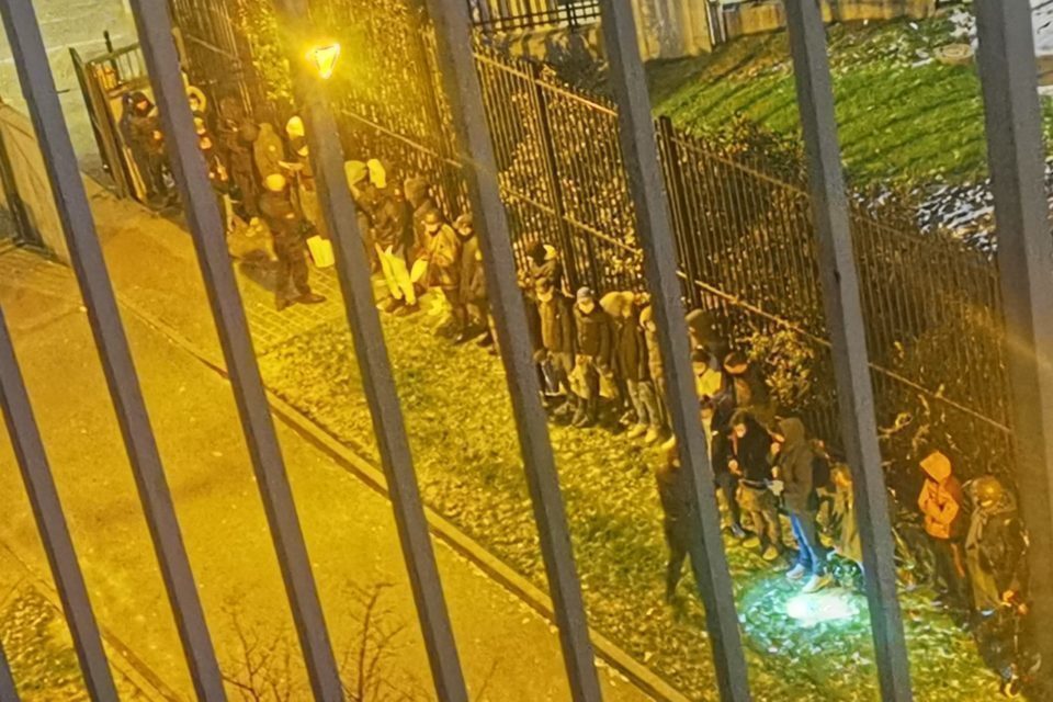 Trafic De Drogue À Saint-Ouen: Des Écoles Maternelles Déménagent Trafic De Drogue À Saint-Ouen: Des Écoles Maternelles Déménagent