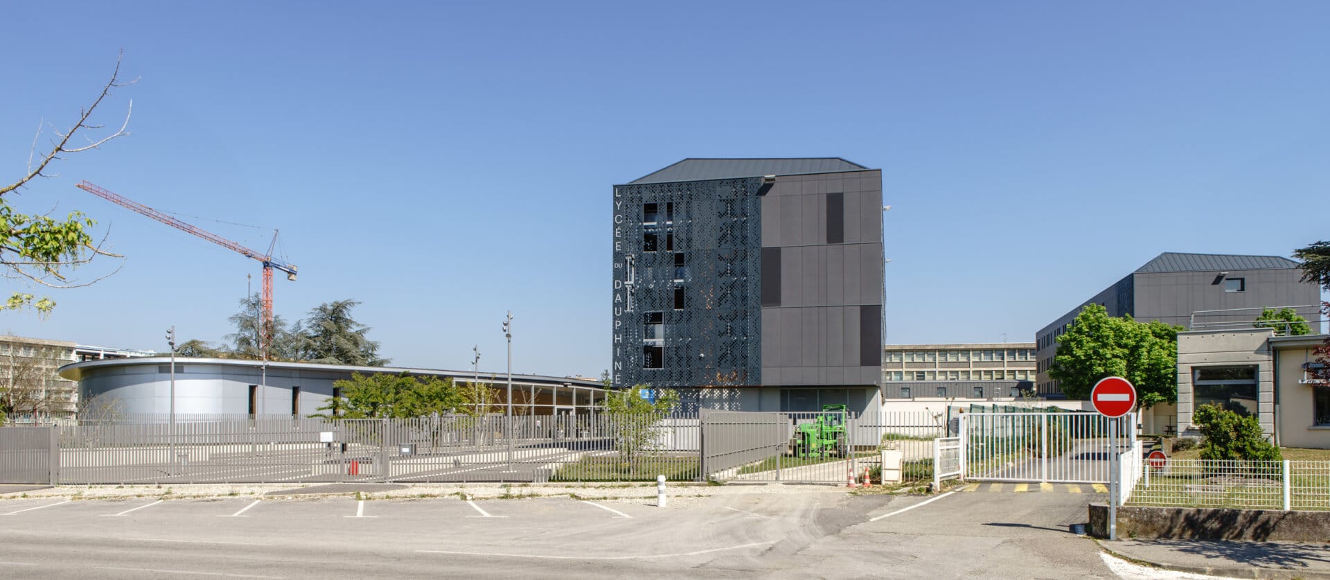 Travaillez À Dijon : Postes Disponibles Au Rooftop Dauphine Et Autres Restaurants Travaillez À Dijon : Postes Disponibles Au Rooftop Dauphine Et Autres Restaurants
