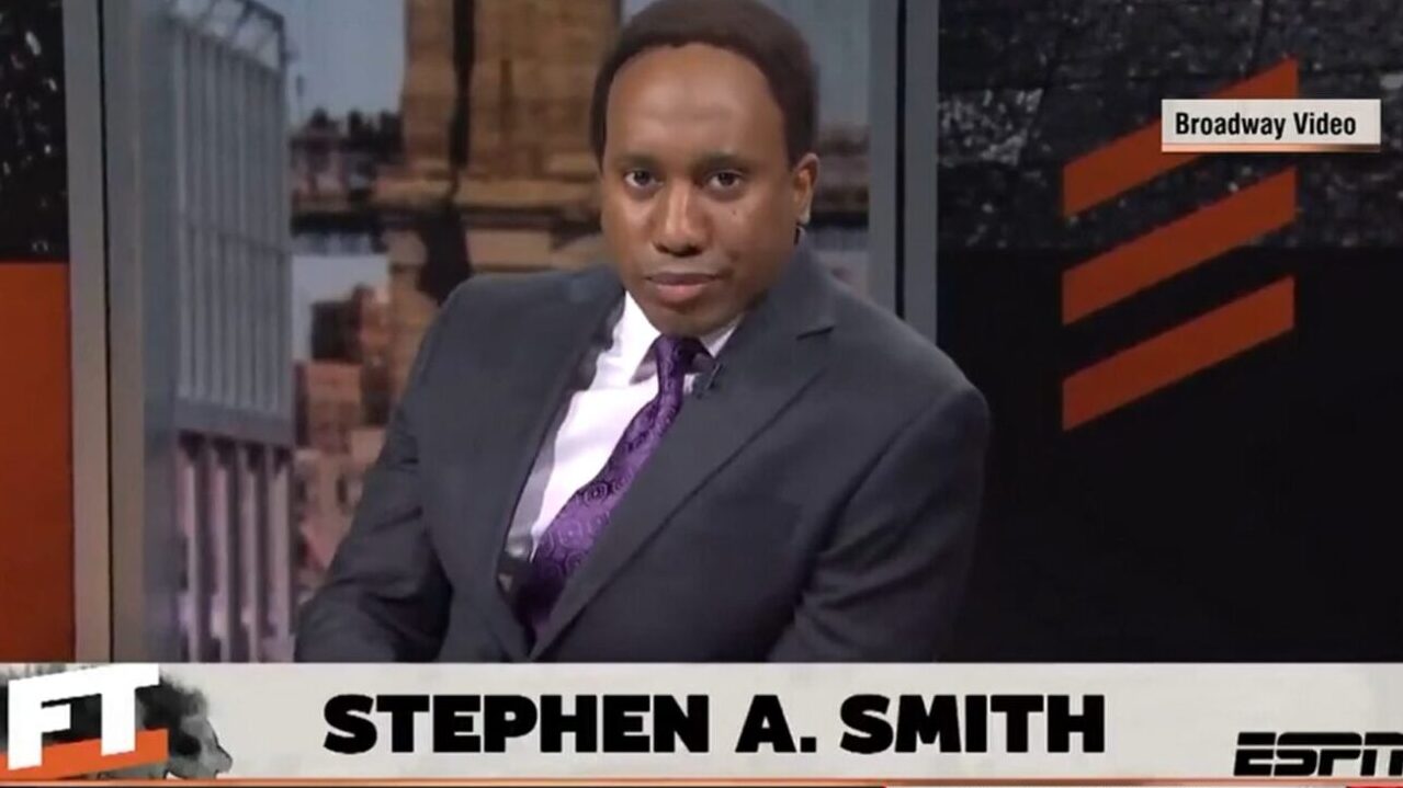 Trump-Zelensky Standoff: SNL's Hilarious Take Trump-Zelensky Standoff: SNL's Hilarious Take