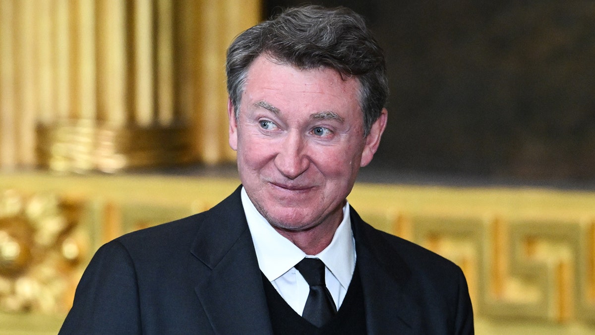 Trump's Trade Policies And Gretzky's Allegiance: A Look At The Statehood Discussion In Canada Trump's Trade Policies And Gretzky's Allegiance: A Look At The Statehood Discussion In Canada