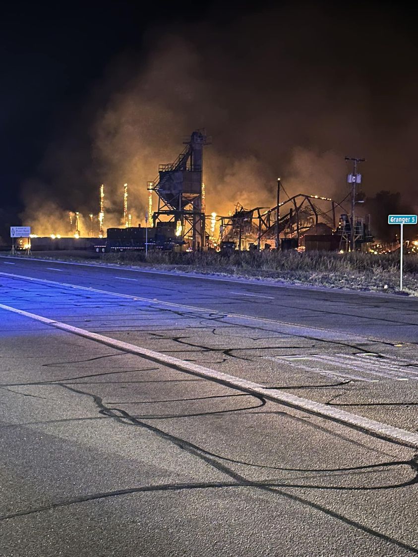 Two Bartlett, Texas Structures Destroyed In Fire: Total Loss Amid Red Flag Warning Two Bartlett, Texas Structures Destroyed In Fire: Total Loss Amid Red Flag Warning