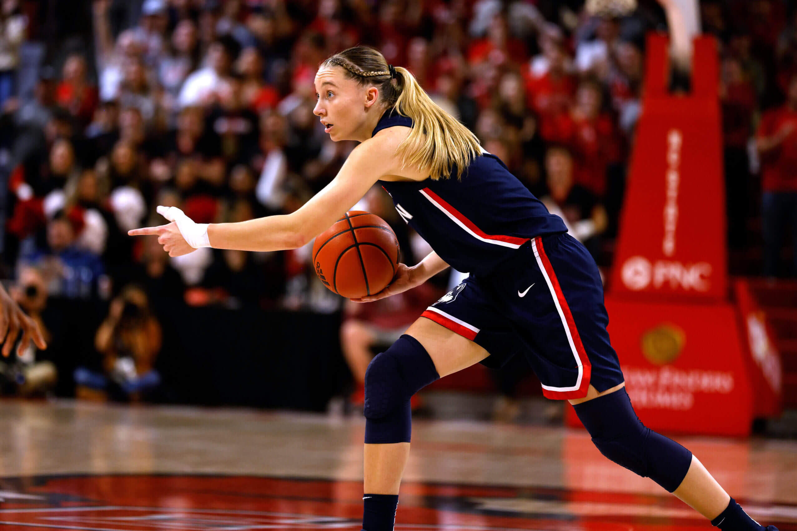 UConn Fans Praise Paige Bueckers' Act Of Kindness: Religious Breakfast Assist For Teammate UConn Fans Praise Paige Bueckers' Act Of Kindness: Religious Breakfast Assist For Teammate