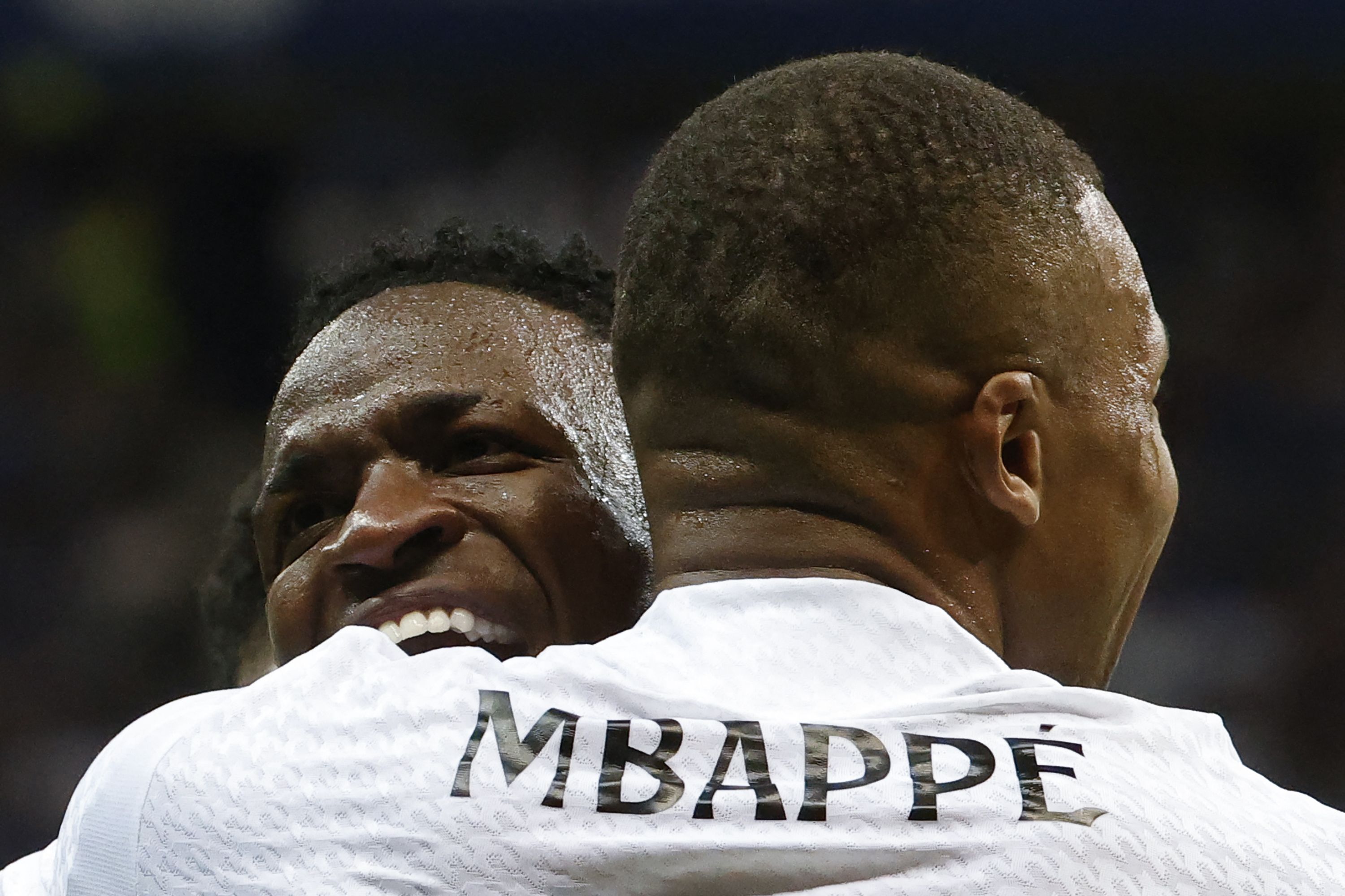 UEFA Abre Inquérito Contra Mbappé, Vinícius Jr. E Outros Jogadores Do Real Madrid UEFA Abre Inquérito Contra Mbappé, Vinícius Jr. E Outros Jogadores Do Real Madrid