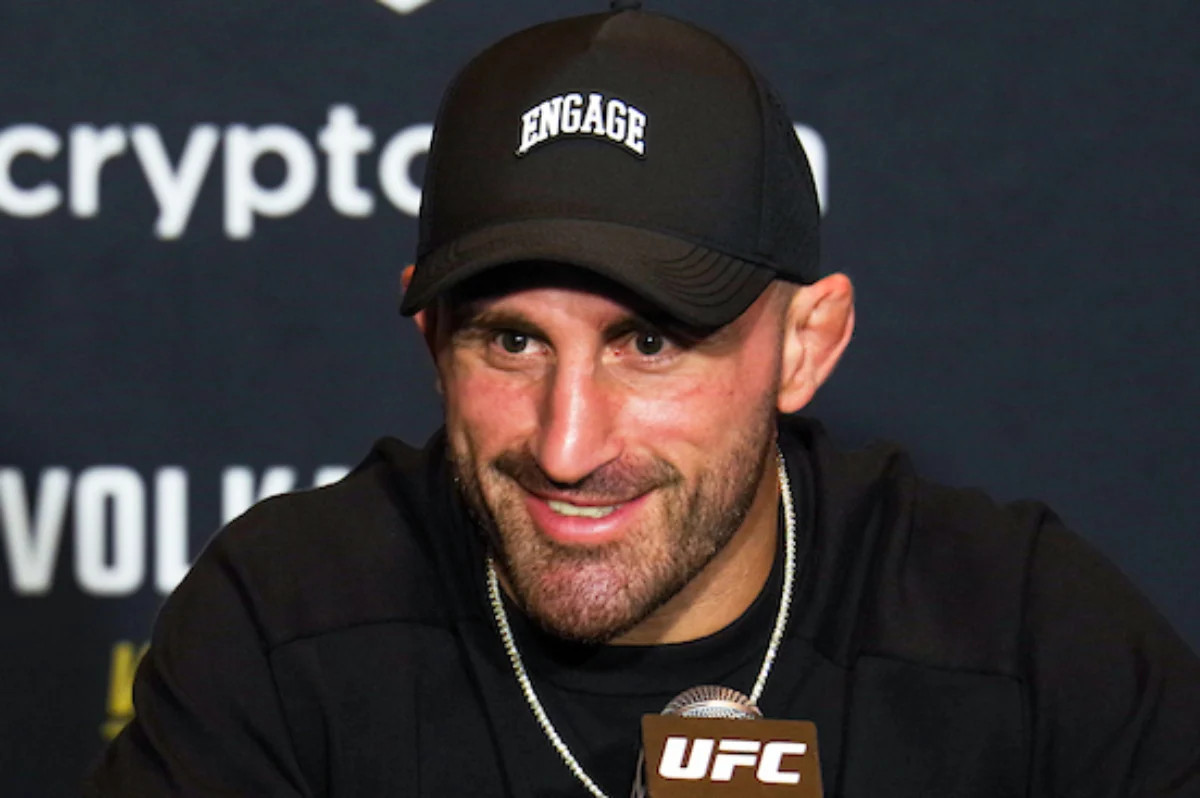 UFC 315 Main Card Announced: Muhammad Vs. Della Maddalena Headline UFC 315 Main Card Announced: Muhammad Vs. Della Maddalena Headline