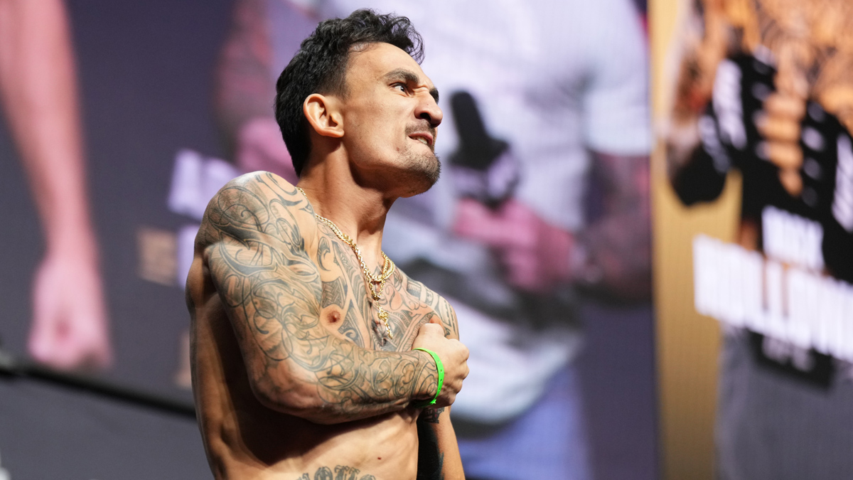 UFC Kansas City Main Card Odds: Breakdown & Predictions UFC Kansas City Main Card Odds: Breakdown & Predictions