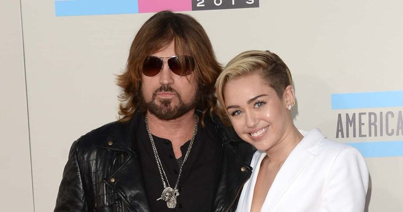 Understanding Miley Cyrus' Relationship With Her Narcissistic Father Understanding Miley Cyrus' Relationship With Her Narcissistic Father