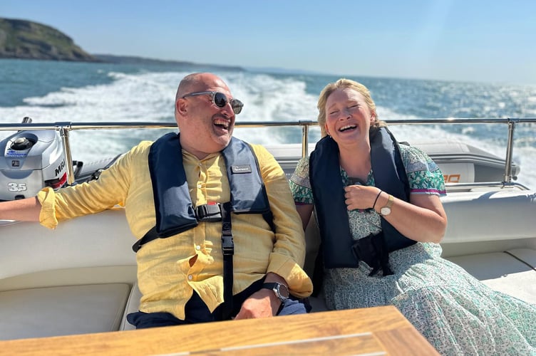 Understanding The Narrative Of Wynne & Joanna: All At Sea Understanding The Narrative Of Wynne & Joanna: All At Sea
