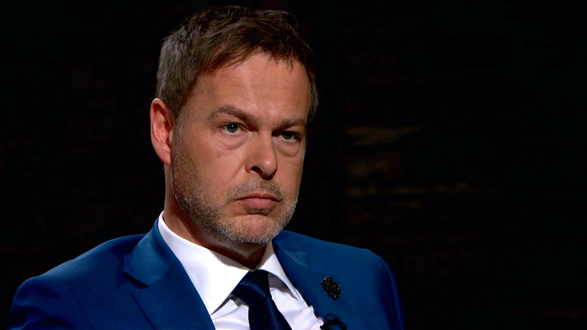 Unexpected Dragon's Den Moment: Peter Jones Faces Fierce Rebuttal Unexpected Dragon's Den Moment: Peter Jones Faces Fierce Rebuttal