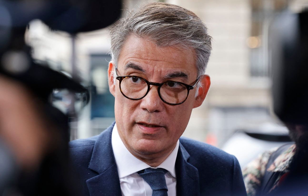 Unité Contre Faure : Les Opposants Au Premier Secrétaire Du PS Se Mobilisent Unité Contre Faure : Les Opposants Au Premier Secrétaire Du PS Se Mobilisent