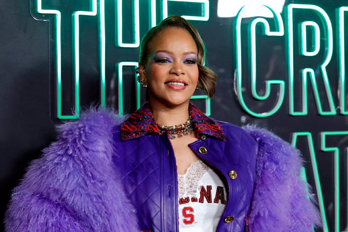US Band Hints At Glastonbury Performance: Is This A Leak Before The Official Announcement? US Band Hints At Glastonbury Performance: Is This A Leak Before The Official Announcement?
