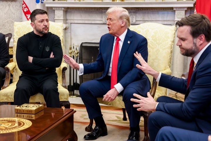 Vance And Zelenskiy's Vatican Meeting: A Handshake After The Oval Office Disagreement Vance And Zelenskiy's Vatican Meeting: A Handshake After The Oval Office Disagreement