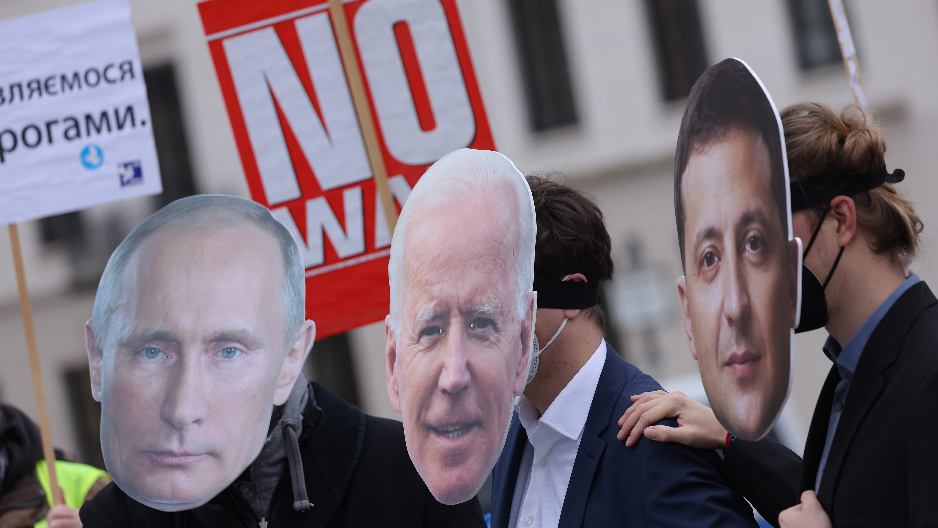 Vance Critiques Biden's Silence On Trump Administration's Russia-Ukraine Actions Vance Critiques Biden's Silence On Trump Administration's Russia-Ukraine Actions