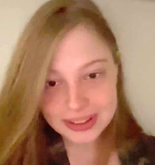 Vivian Musk's Modeling Debut: A Look At The Family Dynamics Vivian Musk's Modeling Debut: A Look At The Family Dynamics