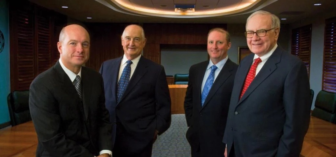 Warren Buffett's Canadian Successor: Low Berkshire Ownership, High Net Worth Warren Buffett's Canadian Successor: Low Berkshire Ownership, High Net Worth